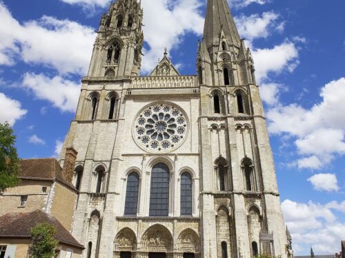 Cattedrale di Chartres. La sua Storia…