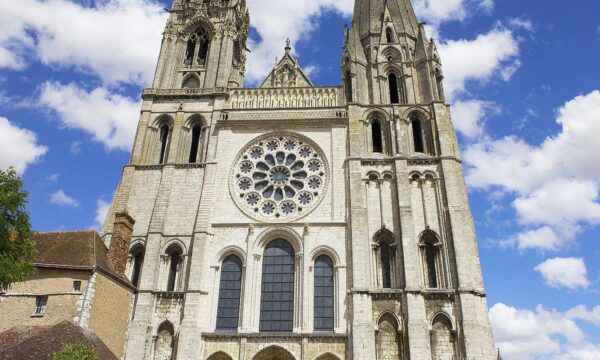 Cattedrale di Chartres. La sua Storia…